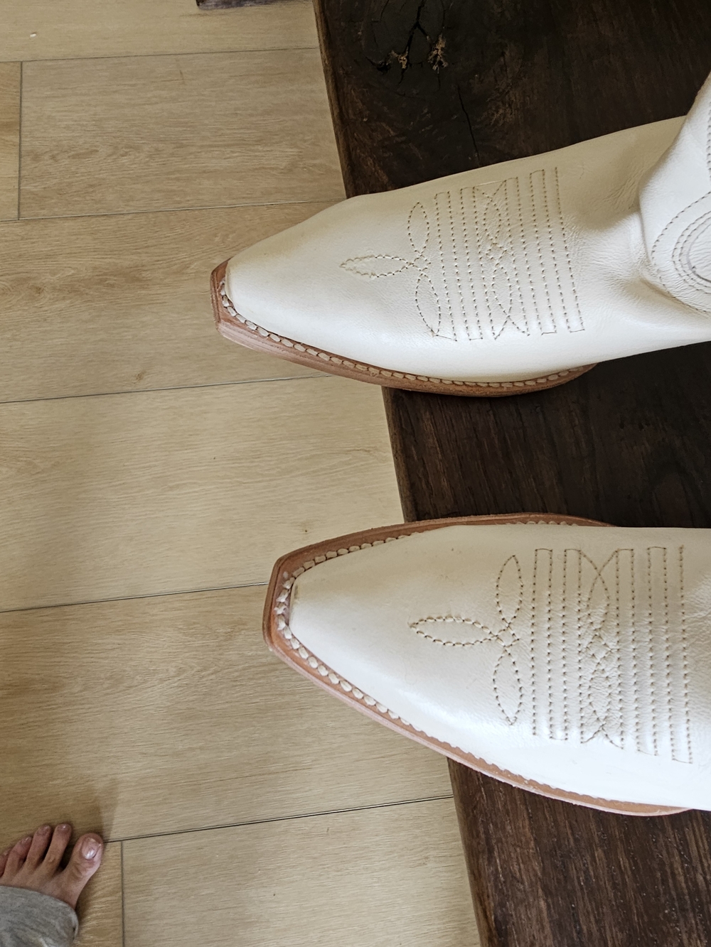 Excellent Freebird Woodland Ivory Cream White Embroidered Western Cowboy Boots 8 - Picture 3 of 7